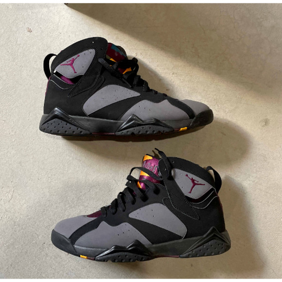 Size 10.5 Jordan 7 Retro Bordeaux 2015 304775 034 main image 4